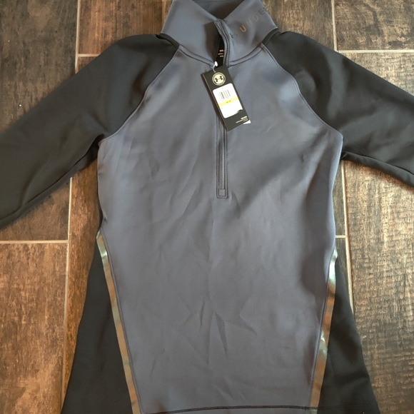 NWT UA ColdGear 1/4 Zip Top - Picture 5 of 8
